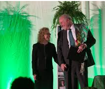 Lee and Larry Glasscock Receiving award