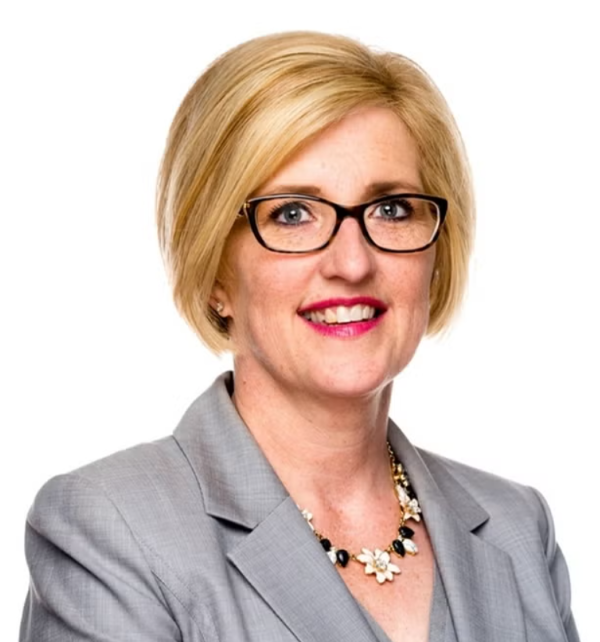 Headshot of Alumni Nancy Tinsley