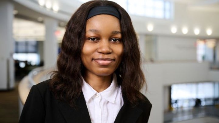 Fall 2025 Valedictorian Daria Besa 